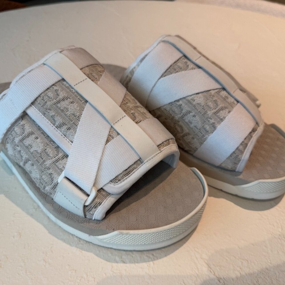 Dior Alpha Sandal Off-White Beige